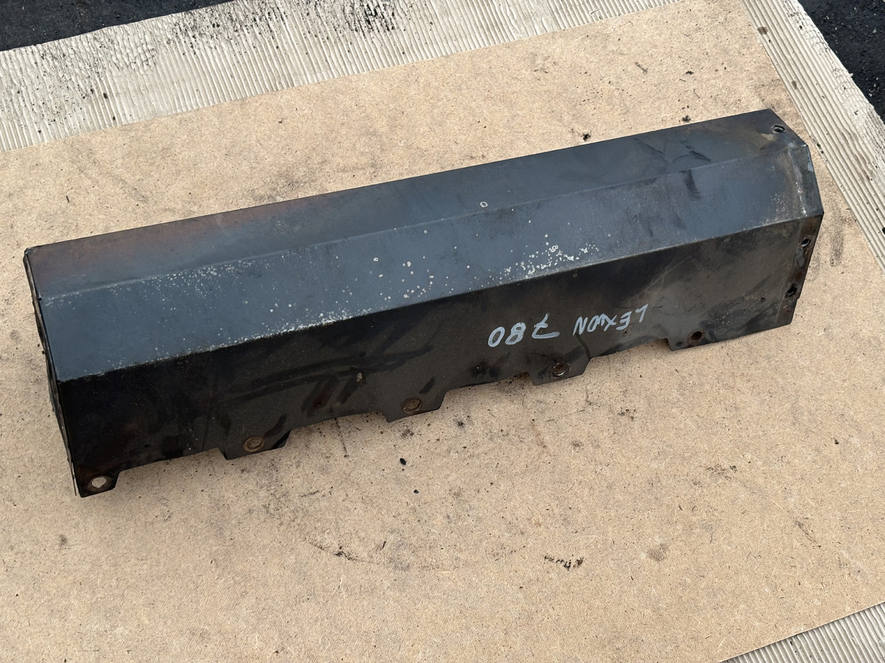 Claas Lexion 780 Izolacja Silnika Pokrywa Maska Obudowa 00 0781 211 0 0007812110 - Engine bearing for Combine harvester: picture 1 Claas Lexion 780 Izolacja Silnika Pokrywa Maska Obudowa 00 0781 211 0 0007812110 - Engine bearing for Combine harvester: picture 1