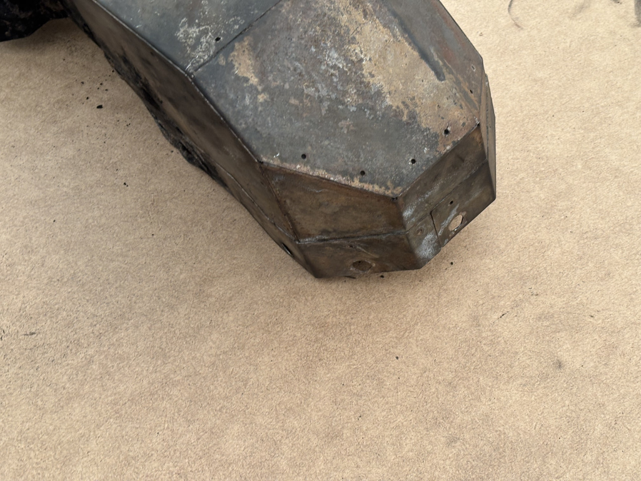 Claas Lexion 780 Osłona Obudowa Maska 00 0781 215 0 0007812150 - Hood for Combine harvester: picture 4 Claas Lexion 780 Osłona Obudowa Maska 00 0781 215 0 0007812150 - Hood for Combine harvester: picture 4