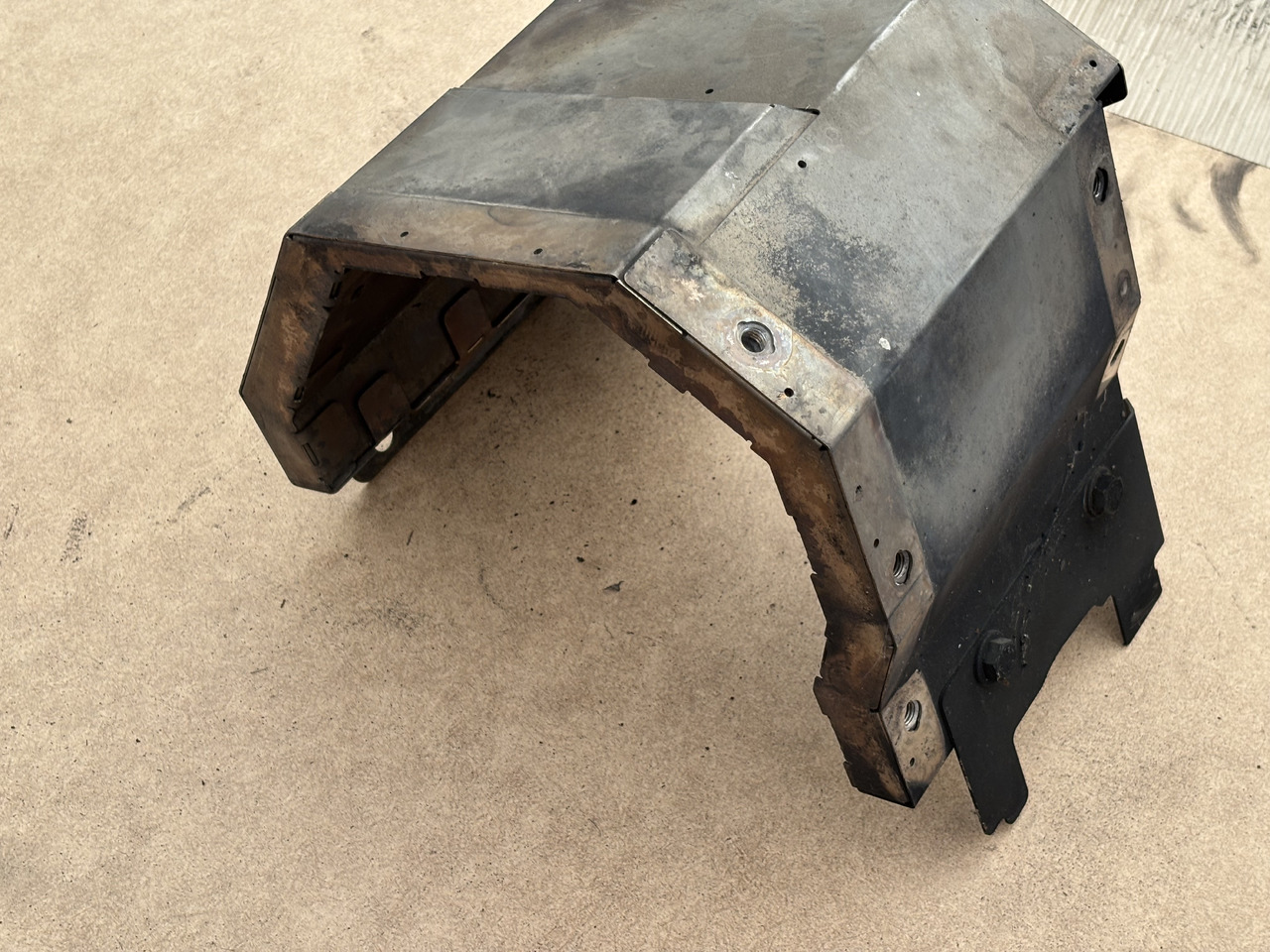 Claas Lexion 780 Osłona Obudowa Maska 00 0781 219 0 00 0781 226 0 0007812190 0007812260 - Hood for Combine harvester: picture 3 Claas Lexion 780 Osłona Obudowa Maska 00 0781 219 0 00 0781 226 0 0007812190 0007812260 - Hood for Combine harvester: picture 3