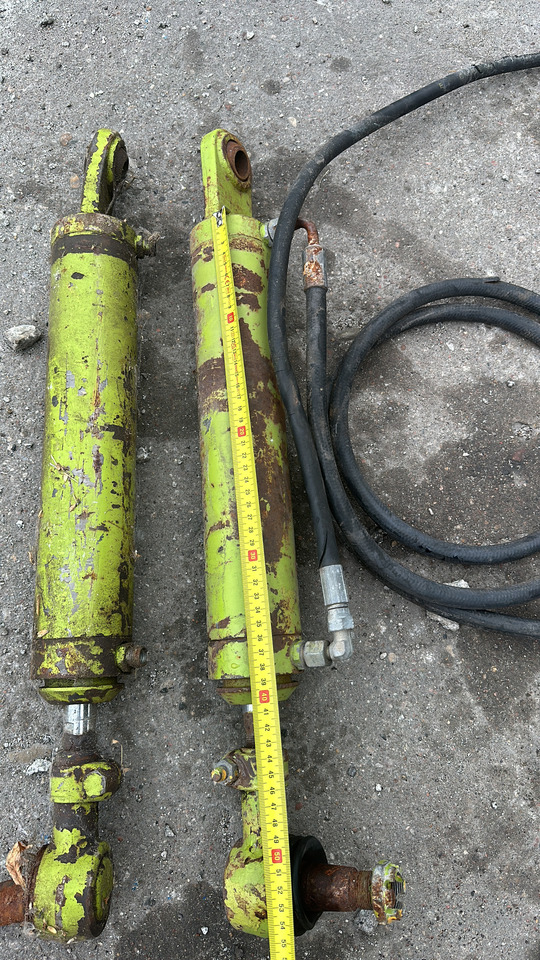 Claas dominator mega siłownik skrętu - Hydraulic cylinder for Agricultural machinery: picture 1 Claas dominator mega siłownik skrętu - Hydraulic cylinder for Agricultural machinery: picture 1