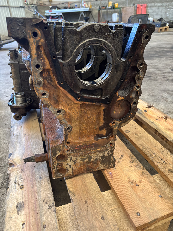 Cummins 6CT 6CT8.3 6C8.3 Blok Cylindra 5478882 5309323 5620130 - Cylinder block for Agricultural machinery: picture 5 Cummins 6CT 6CT8.3 6C8.3 Blok Cylindra 5478882 5309323 5620130 - Cylinder block for Agricultural machinery: picture 5