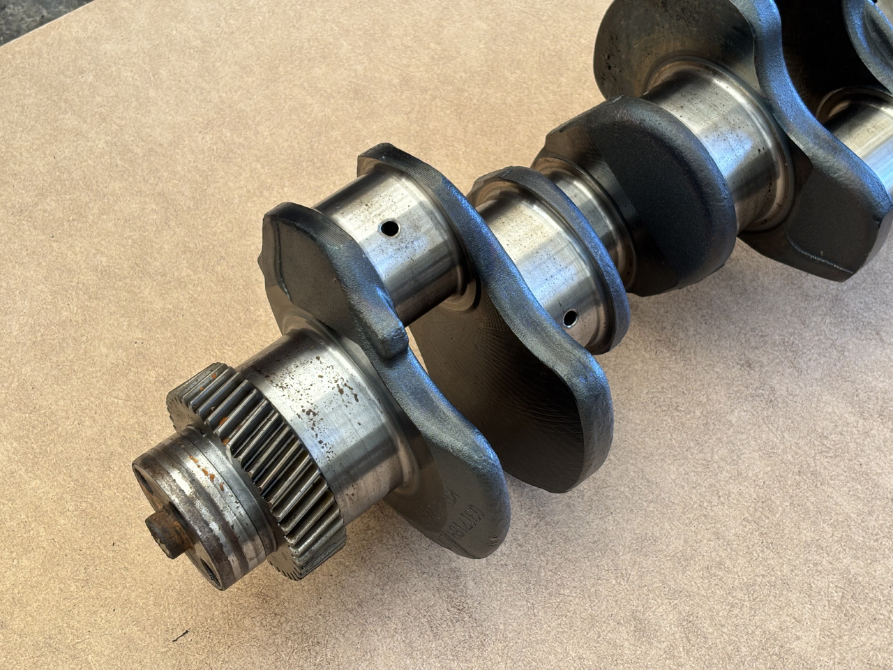 Cummins 6CT8.3 Wał korbowy silnika / CASE J917443 J918986 3918986 3917443 - Crankshaft for Agricultural machinery: picture 3 Cummins 6CT8.3 Wał korbowy silnika / CASE J917443 J918986 3918986 3917443 - Crankshaft for Agricultural machinery: picture 3