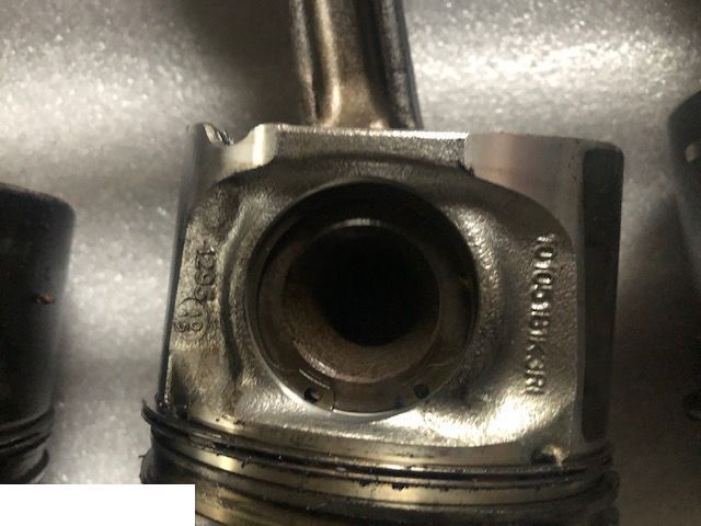 Deutz TCD 2012 L06 4V - Korbowód Tłok - Connecting rod for Agricultural machinery: picture 2 Deutz TCD 2012 L06 4V - Korbowód Tłok - Connecting rod for Agricultural machinery: picture 2