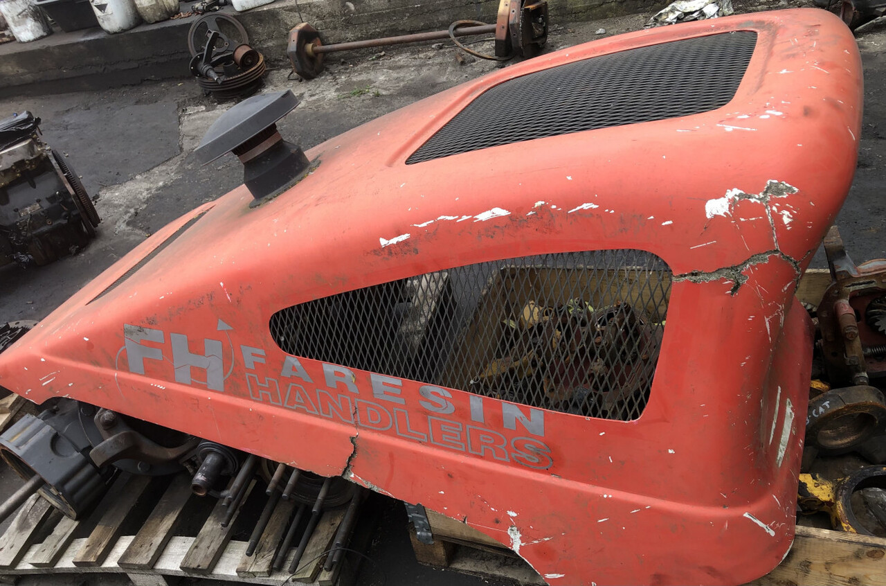 Faresin-maska/pokrywa silnika - Hood for Agricultural machinery: picture 2 Faresin-maska/pokrywa silnika - Hood for Agricultural machinery: picture 2