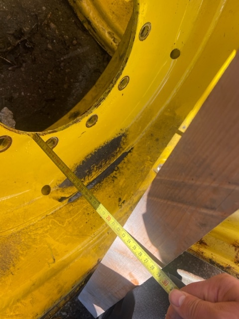 Felga John Deere 15x28 / AL118869 - Rim for Agricultural machinery: picture 4 Felga John Deere 15x28 / AL118869 - Rim for Agricultural machinery: picture 4