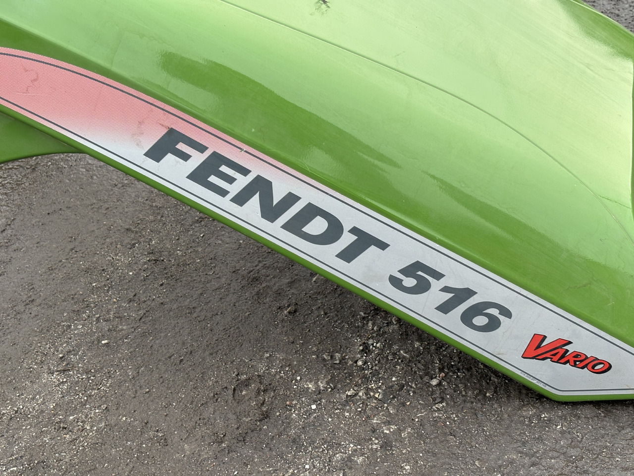 Fendt 516 Vario Maska - Hood for Agricultural machinery: picture 2 Fendt 516 Vario Maska - Hood for Agricultural machinery: picture 2