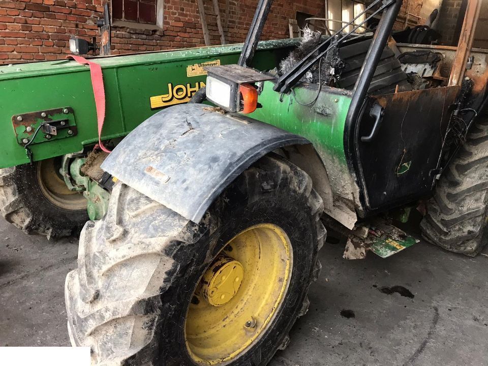 John Deere 3400 - CZĘŚCI - Zaczep - Frame/ Chassis for Agricultural machinery: picture 5 John Deere 3400 - CZĘŚCI - Zaczep - Frame/ Chassis for Agricultural machinery: picture 5
