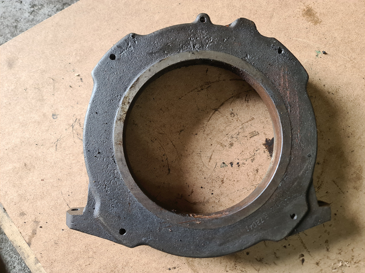 John Deere 4650 4850 Obudowa Hamulca Tłoka Hamulcowego R72041 R72042 - Brake parts for Agricultural machinery: picture 1 John Deere 4650 4850 Obudowa Hamulca Tłoka Hamulcowego R72041 R72042 - Brake parts for Agricultural machinery: picture 1