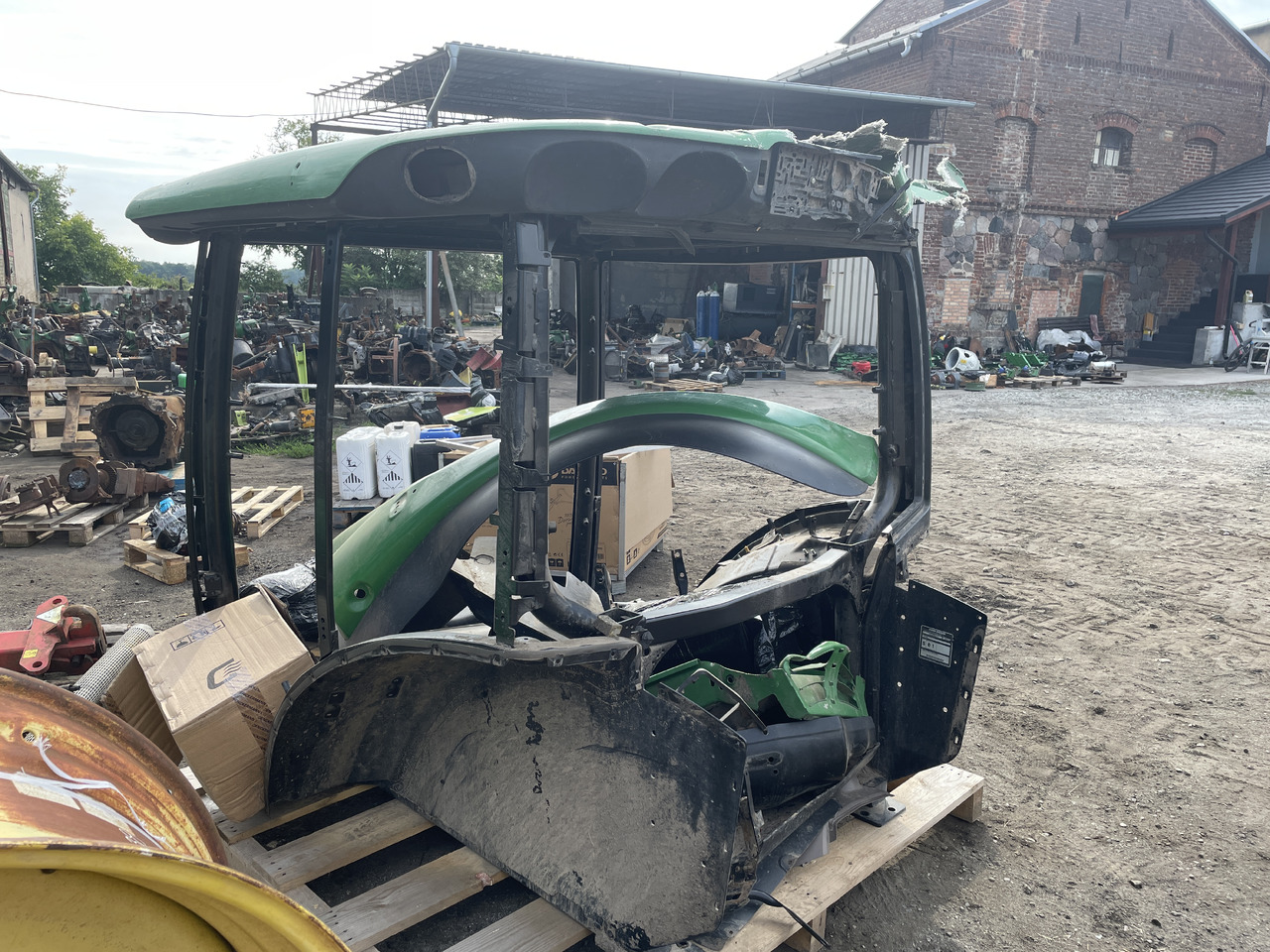 John Deere 6110R 6120R 6130R - kabina - Cab for Agricultural machinery: picture 3 John Deere 6110R 6120R 6130R - kabina - Cab for Agricultural machinery: picture 3