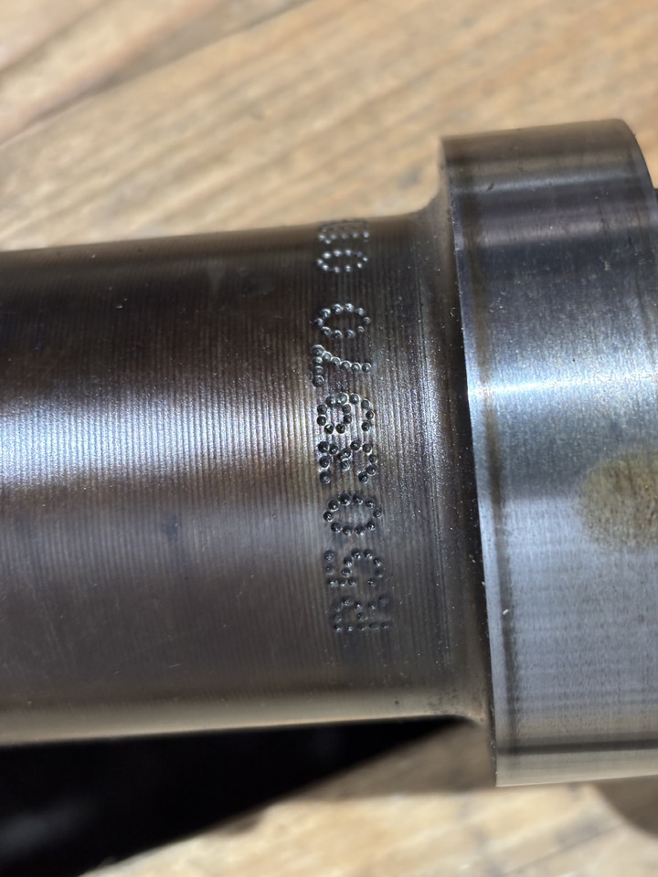 John Deere 6125HZ R503970 RE506962 7300 Wałek Rozrządu - Camshaft for Agricultural machinery: picture 2 John Deere 6125HZ R503970 RE506962 7300 Wałek Rozrządu - Camshaft for Agricultural machinery: picture 2