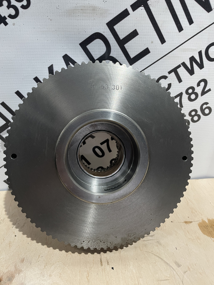 John Deere 6300 6100 6200 6400 - kosz sprzęgła R153301 RE47276 - Clutch and parts for Agricultural machinery: picture 1 John Deere 6300 6100 6200 6400 - kosz sprzęgła R153301 RE47276 - Clutch and parts for Agricultural machinery: picture 1