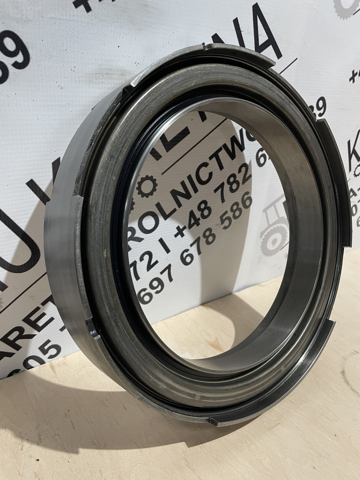 John Deere 6300 6100 6200 6400 - sprzęgło - obudowa R101159 - Clutch and parts for Agricultural machinery: picture 2 John Deere 6300 6100 6200 6400 - sprzęgło - obudowa R101159 - Clutch and parts for Agricultural machinery: picture 2