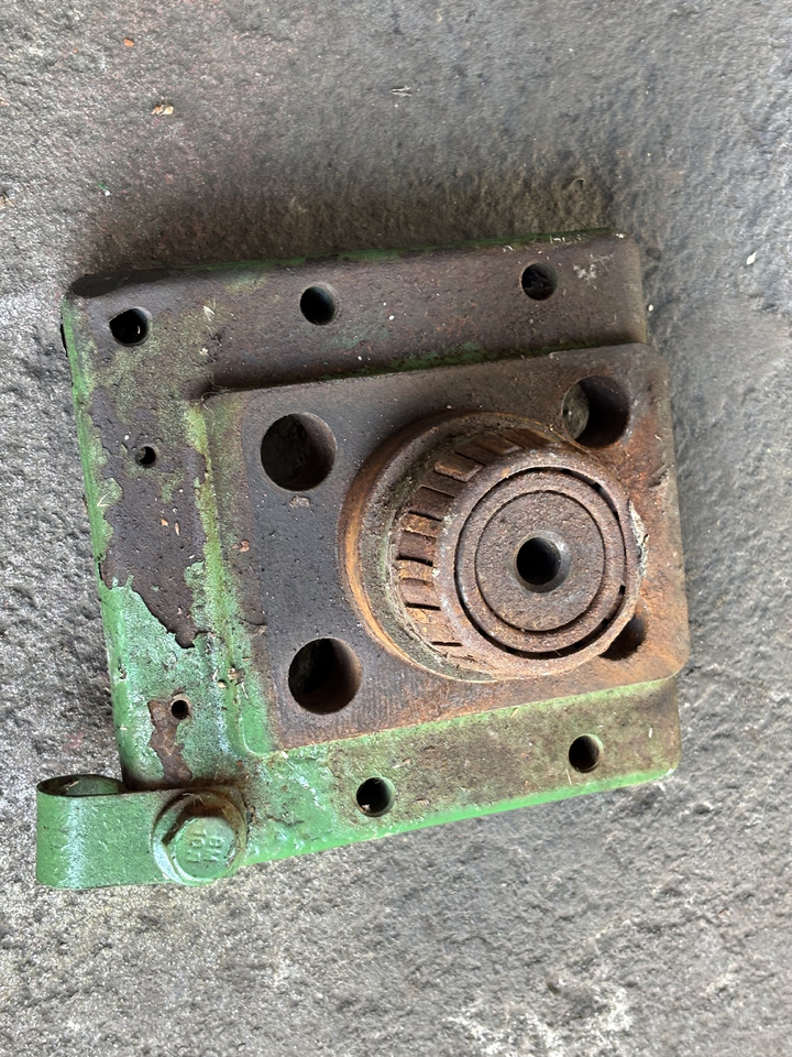 John Deere 7RXXX 7R330 7R 330 Sworzeń Zwrotnicy Czop R558837 - Steering for Agricultural machinery: picture 2 John Deere 7RXXX 7R330 7R 330 Sworzeń Zwrotnicy Czop R558837 - Steering for Agricultural machinery: picture 2