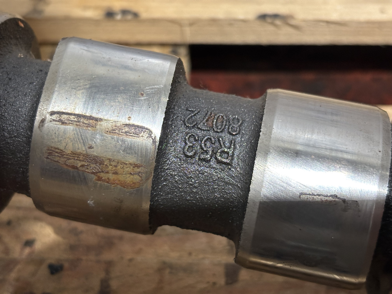 John Deere RE557328 R544004 R538072 Wałek Rozrządu - Camshaft for Agricultural machinery: picture 4 John Deere RE557328 R544004 R538072 Wałek Rozrządu - Camshaft for Agricultural machinery: picture 4