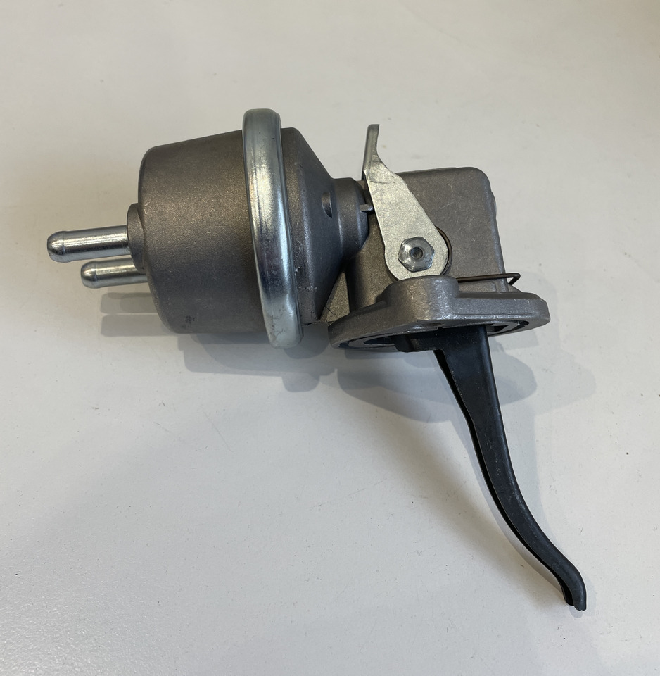 John Deere - mechaniczna pompa paliwa RE61260 - Fuel pump for Agricultural machinery: picture 4 John Deere - mechaniczna pompa paliwa RE61260 - Fuel pump for Agricultural machinery: picture 4