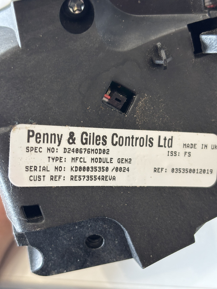 John Deere seria 6000 7000 8000 R - joystick 5-funkcyjny CommandARM RE573554 - Gear stick for Agricultural machinery: picture 5 John Deere seria 6000 7000 8000 R - joystick 5-funkcyjny CommandARM RE573554 - Gear stick for Agricultural machinery: picture 5