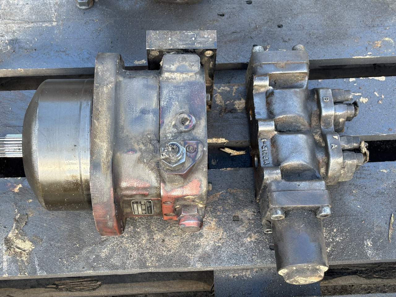 Linde HMV63-01 Pompa Hydrauliczna Tłokowa Silnik - Hydraulic pump for Agricultural machinery: picture 1 Linde HMV63-01 Pompa Hydrauliczna Tłokowa Silnik - Hydraulic pump for Agricultural machinery: picture 1