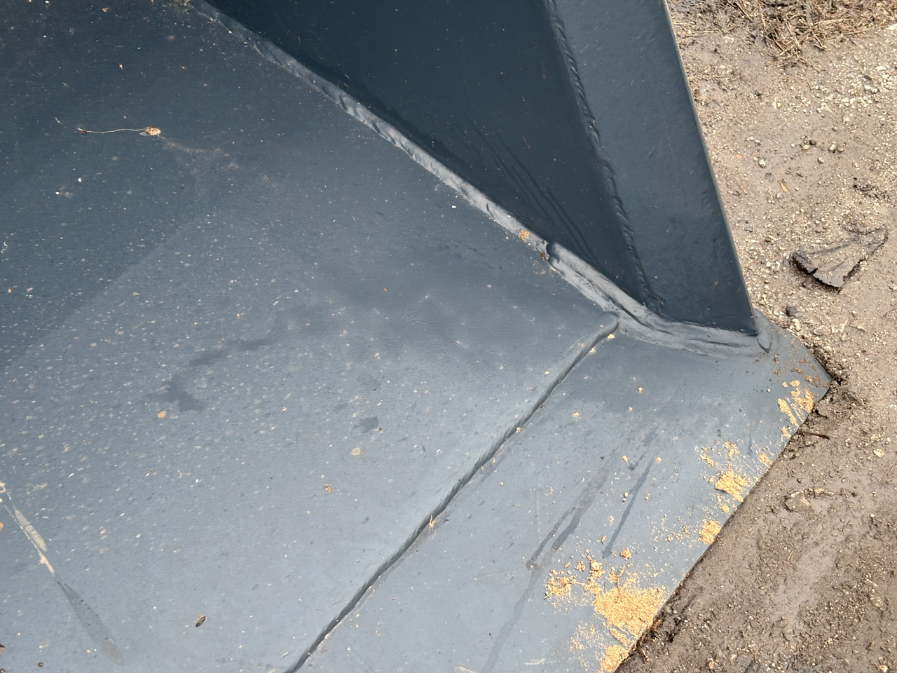 Łyżka Objętościowa 2,3m 1,01 m3 z mocowaniem do ładowarki Manitou. - Loader bucket: picture 1 Łyżka Objętościowa 2,3m 1,01 m3 z mocowaniem do ładowarki Manitou. - Loader bucket: picture 1