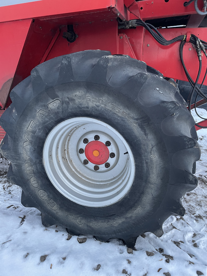 Massey Fergusson MF 30 32 - koło felga opona 620/75R26 - Rim for Agricultural machinery: picture 2 Massey Fergusson MF 30 32 - koło felga opona 620/75R26 - Rim for Agricultural machinery: picture 2