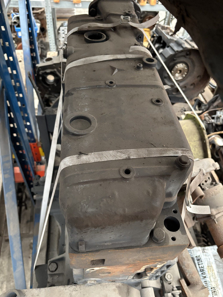 Mercedes OM 352 OM 352 5,7 L Silnik Blok Pokrywa CZĘŚCI 3520150201 3621880102 - Engine and parts for Truck: picture 3 Mercedes OM 352 OM 352 5,7 L Silnik Blok Pokrywa CZĘŚCI 3520150201 3621880102 - Engine and parts for Truck: picture 3