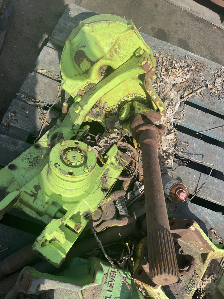 Merlo 34.7 - zwolnica zwrotnica komplet 050376 - Steering knuckle for Agricultural machinery: picture 1 Merlo 34.7 - zwolnica zwrotnica komplet 050376 - Steering knuckle for Agricultural machinery: picture 1