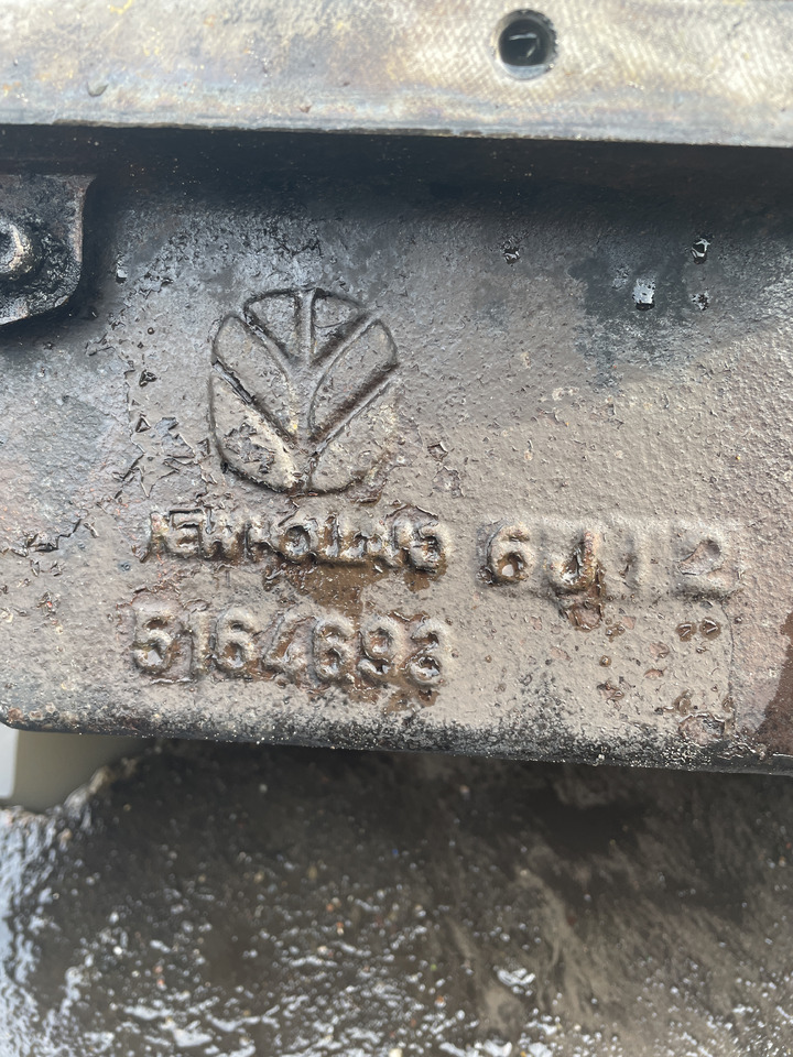 New Holland 8160 - obudowa skrzyni biegów 5164693 - Gearbox for Farm tractor: picture 5 New Holland 8160 - obudowa skrzyni biegów 5164693 - Gearbox for Farm tractor: picture 5