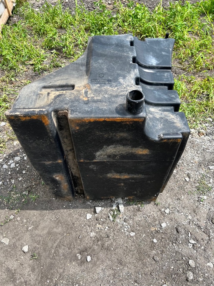 New Holland T80x0 Zbiornik paliwa 87358308 - Fuel tank for Agricultural machinery: picture 3 New Holland T80x0 Zbiornik paliwa 87358308 - Fuel tank for Agricultural machinery: picture 3
