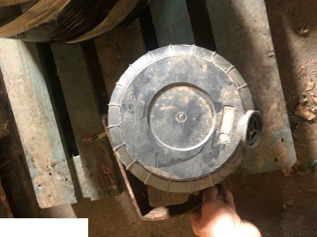 Obudowa Filtra Powietrza - Manitou - Air filter for Agricultural machinery: picture 3 Obudowa Filtra Powietrza - Manitou - Air filter for Agricultural machinery: picture 3