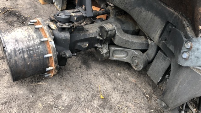Oś 4293140M94 | Oś 770 /618 Massey Ferguson 8650 - 8690 ~ Oś Napędowa Przednia Wkład Mostu Wachacze - Front axle for Agricultural machinery: picture 1 Oś 4293140M94 | Oś 770 /618 Massey Ferguson 8650 - 8690 ~ Oś Napędowa Przednia Wkład Mostu Wachacze - Front axle for Agricultural machinery: picture 1