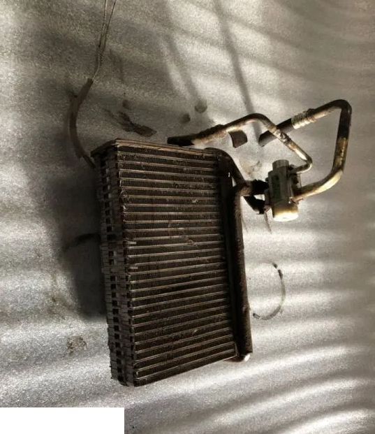 Parownik Klimy Liebherr L566 - Evaporator for Wheel loader: picture 1 Parownik Klimy Liebherr L566 - Evaporator for Wheel loader: picture 1