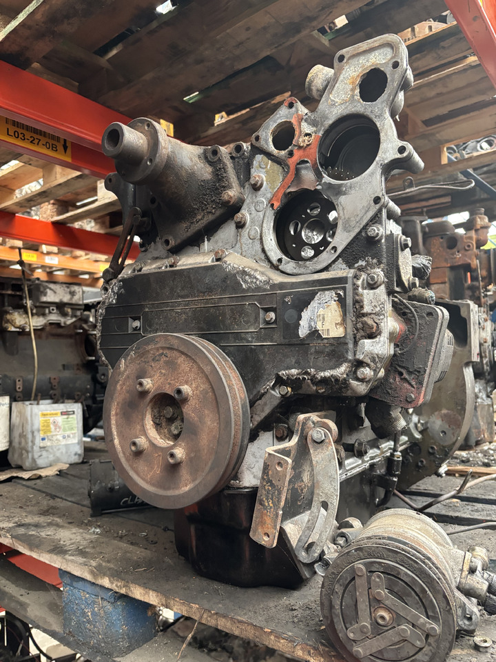 Perkins AK81029 1985/2400 Silnik CZĘŚCI - Engine: picture 2 Perkins AK81029 1985/2400 Silnik CZĘŚCI - Engine: picture 2