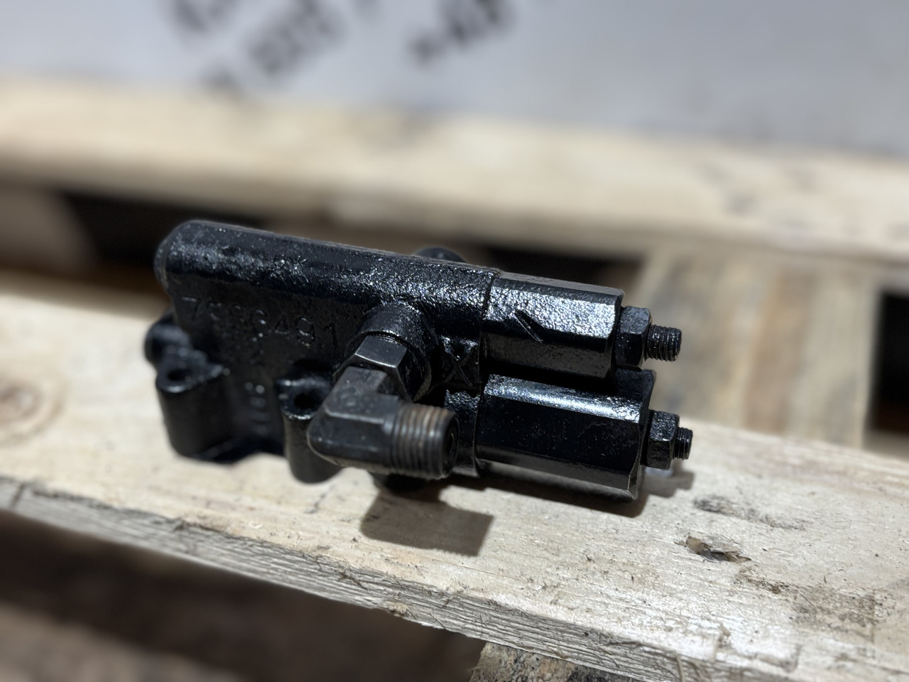 Rexroth 7986491 Zawór pompy sterującej przepływem CAT E330D E345D Forwarder 554 - Hydraulic valve for Construction machinery: picture 2 Rexroth 7986491 Zawór pompy sterującej przepływem CAT E330D E345D Forwarder 554 - Hydraulic valve for Construction machinery: picture 2