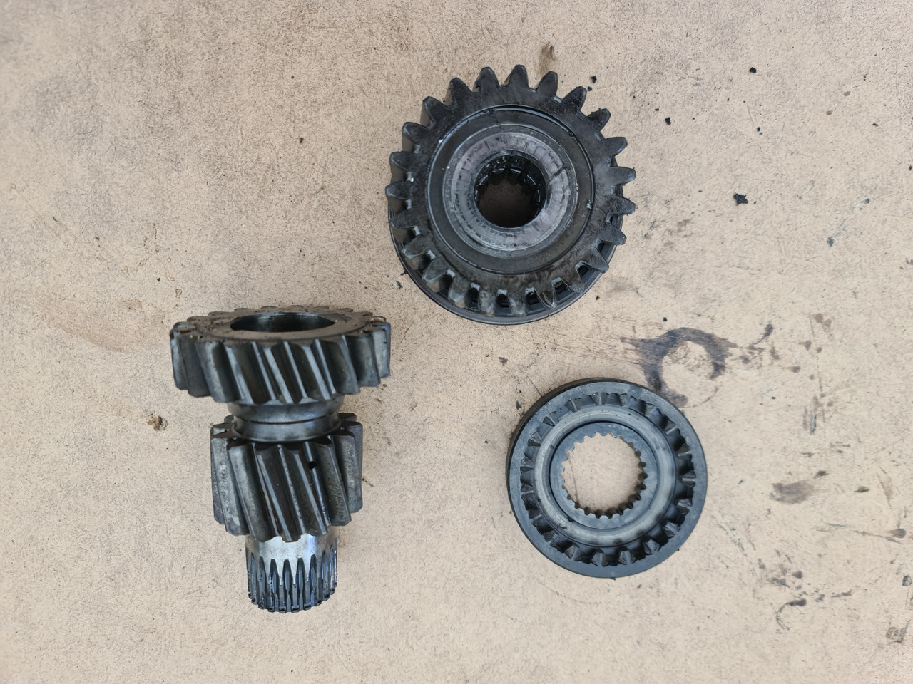 SAME Explorer II 2 CZĘŚCI Tryby Docisk Łożysko - Clutch and parts for Agricultural machinery: picture 1 SAME Explorer II 2 CZĘŚCI Tryby Docisk Łożysko - Clutch and parts for Agricultural machinery: picture 1