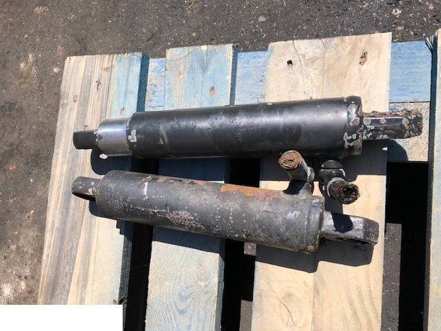 Differential gear for Agricultural machinery Same Explorer - Mechanizm Róźnicowy Most Przedni Zwolnica Zwrotnica Półoś Wkład Obudowa Atak: picture 10