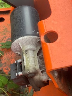 Silniczek wycieraczek JLG - Wiper for Agricultural machinery: picture 1 Silniczek wycieraczek JLG - Wiper for Agricultural machinery: picture 1