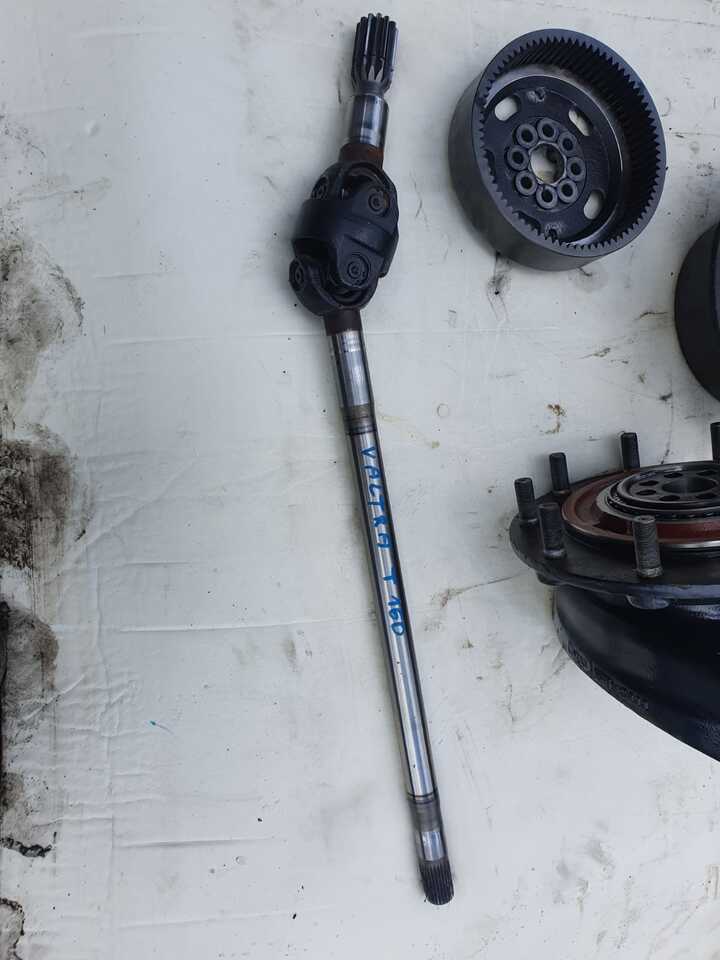 Valtra T120 - Zwolnica - Zwrotnica - Półoś - Skrzynia - Silnik - Siłowniki - Tylny WOM - Steering knuckle for Agricultural machinery: picture 5 Valtra T120 - Zwolnica - Zwrotnica - Półoś - Skrzynia - Silnik - Siłowniki - Tylny WOM - Steering knuckle for Agricultural machinery: picture 5