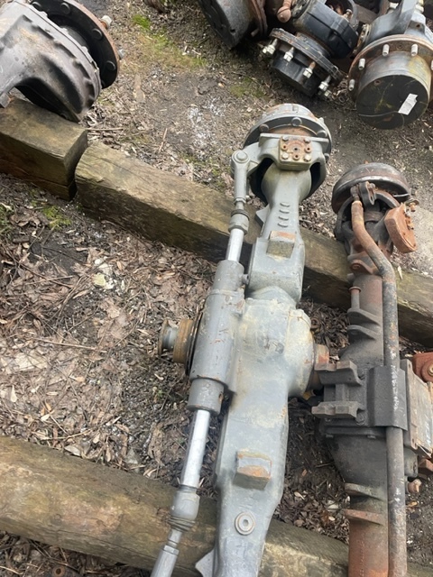 Valtra n93 n94 - Zwolnica | Zwrotnica | Most Napędowy | Atak - Talerz - Axle and parts for Agricultural machinery: picture 2 Valtra n93 n94 - Zwolnica | Zwrotnica | Most Napędowy | Atak - Talerz - Axle and parts for Agricultural machinery: picture 2