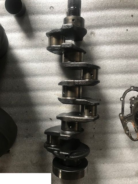 Wał Korbowy Perkins RG Perkins 1104C-44TA 1104C-44T - Crankshaft for Agricultural machinery: picture 5 Wał Korbowy Perkins RG Perkins 1104C-44TA 1104C-44T - Crankshaft for Agricultural machinery: picture 5