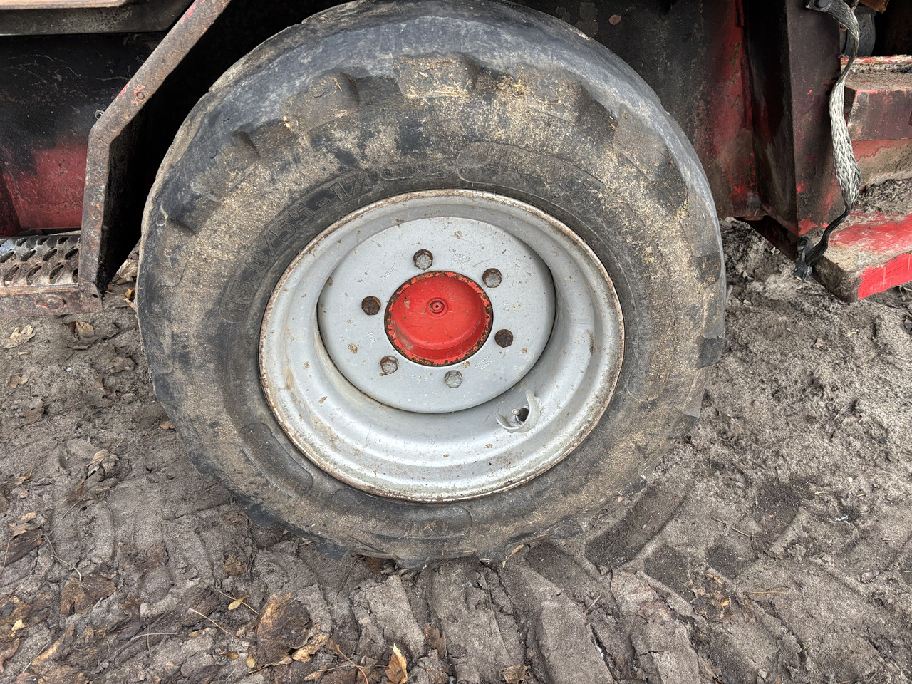 Weidemann 2006 2000rok Felga Opona Koło Przednia Tylna Przód Tył 13.00x17 CZĘŚCI - Rim for Agricultural machinery: picture 1 Weidemann 2006 2000rok Felga Opona Koło Przednia Tylna Przód Tył 13.00x17 CZĘŚCI - Rim for Agricultural machinery: picture 1