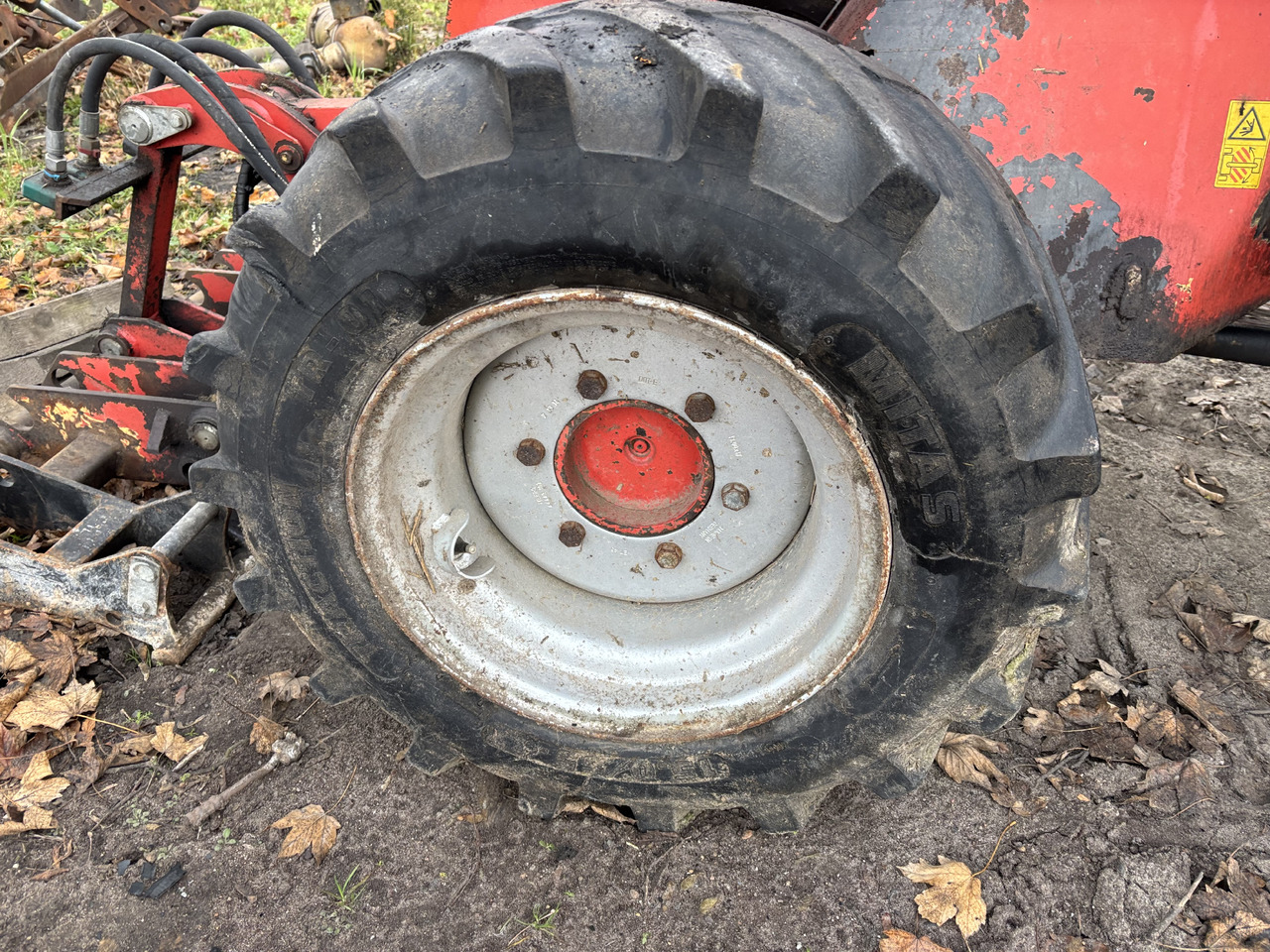 Weidemann 2006 2000rok Felga Opona Koło Przednia Tylna Przód Tył 13.00x17 CZĘŚCI - Rim for Agricultural machinery: picture 3 Weidemann 2006 2000rok Felga Opona Koło Przednia Tylna Przód Tył 13.00x17 CZĘŚCI - Rim for Agricultural machinery: picture 3