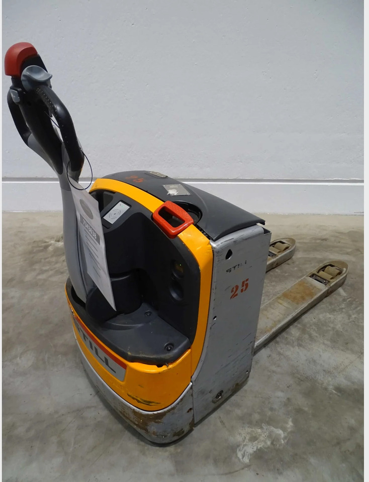STILL EXU18 - Pallet truck: picture 3 STILL EXU18 - Pallet truck: picture 3