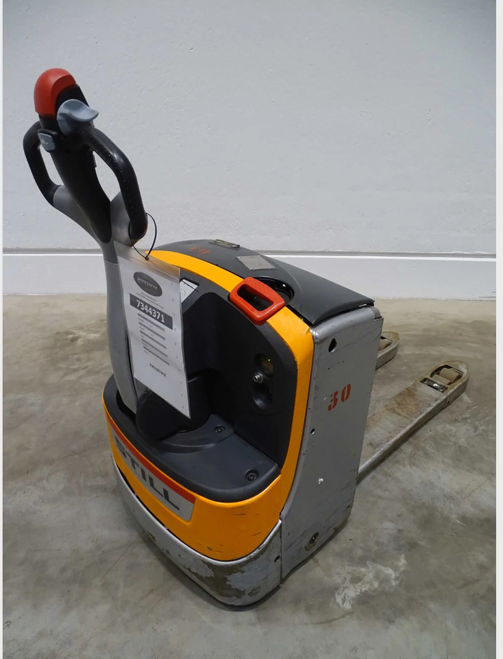 STILL EXU18 - Pallet truck: picture 3 STILL EXU18 - Pallet truck: picture 3