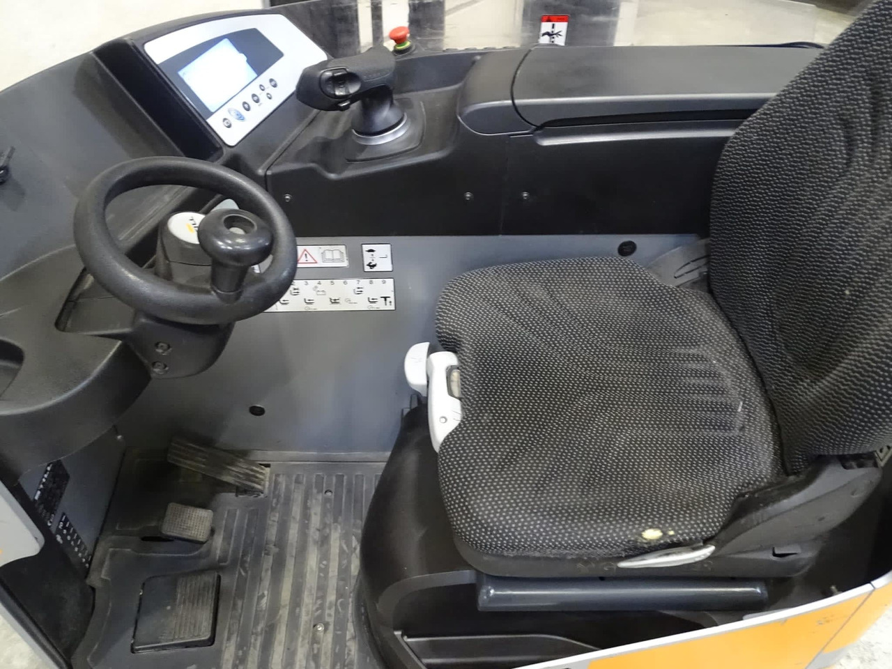 STILL FM-X10 - Reach truck: picture 3 STILL FM-X10 - Reach truck: picture 3