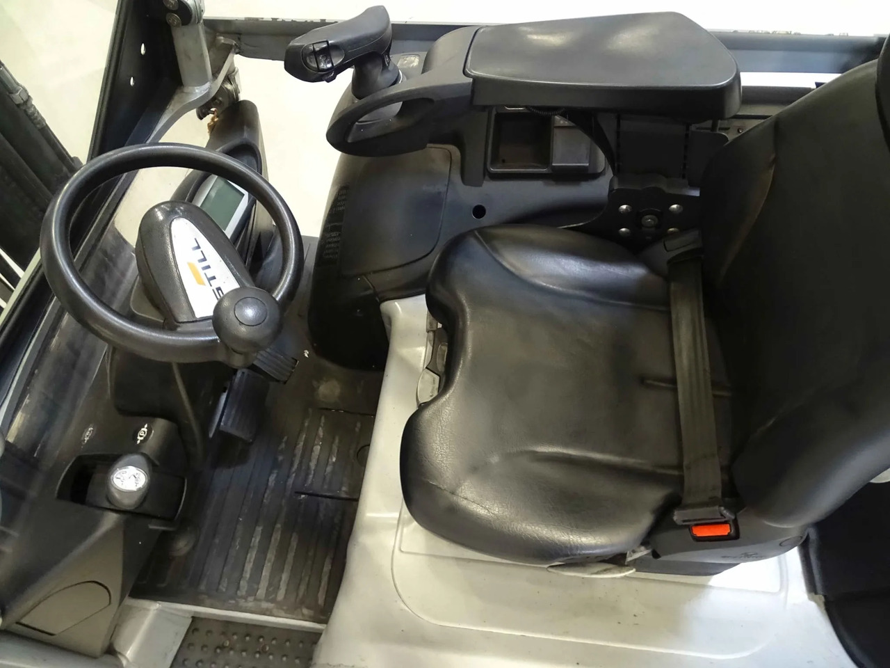 STILL RX20-16P/DriveIn - Electric forklift: picture 4 STILL RX20-16P/DriveIn - Electric forklift: picture 4