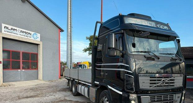 Volvo FH16-600. Euro 5 - Dropside/ Flatbed truck: picture 2 Volvo FH16-600. Euro 5 - Dropside/ Flatbed truck: picture 2