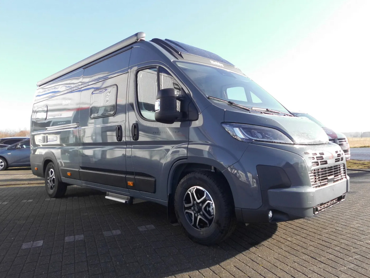 Hobby PRESTIGE Van 640 ET First Edition Automatik 180PS Combi D 6E ;-) - Camper van: picture 1 Hobby PRESTIGE Van 640 ET First Edition Automatik 180PS Combi D 6E ;-) - Camper van: picture 1