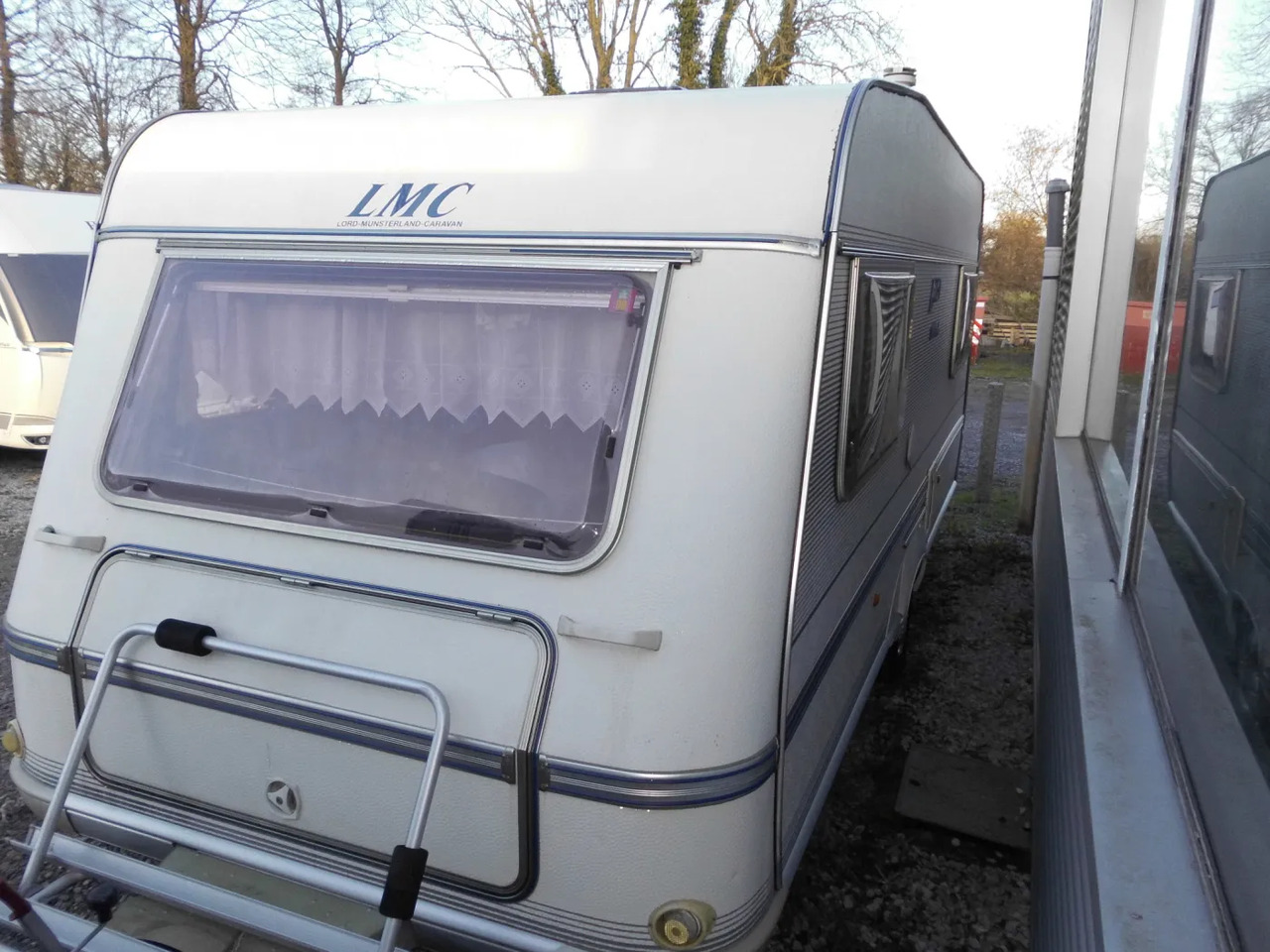 LMC Ambassador 510 RE Mover, Vorzelt, Autarkie-Paket - Caravan: picture 3 LMC Ambassador 510 RE Mover, Vorzelt, Autarkie-Paket - Caravan: picture 3