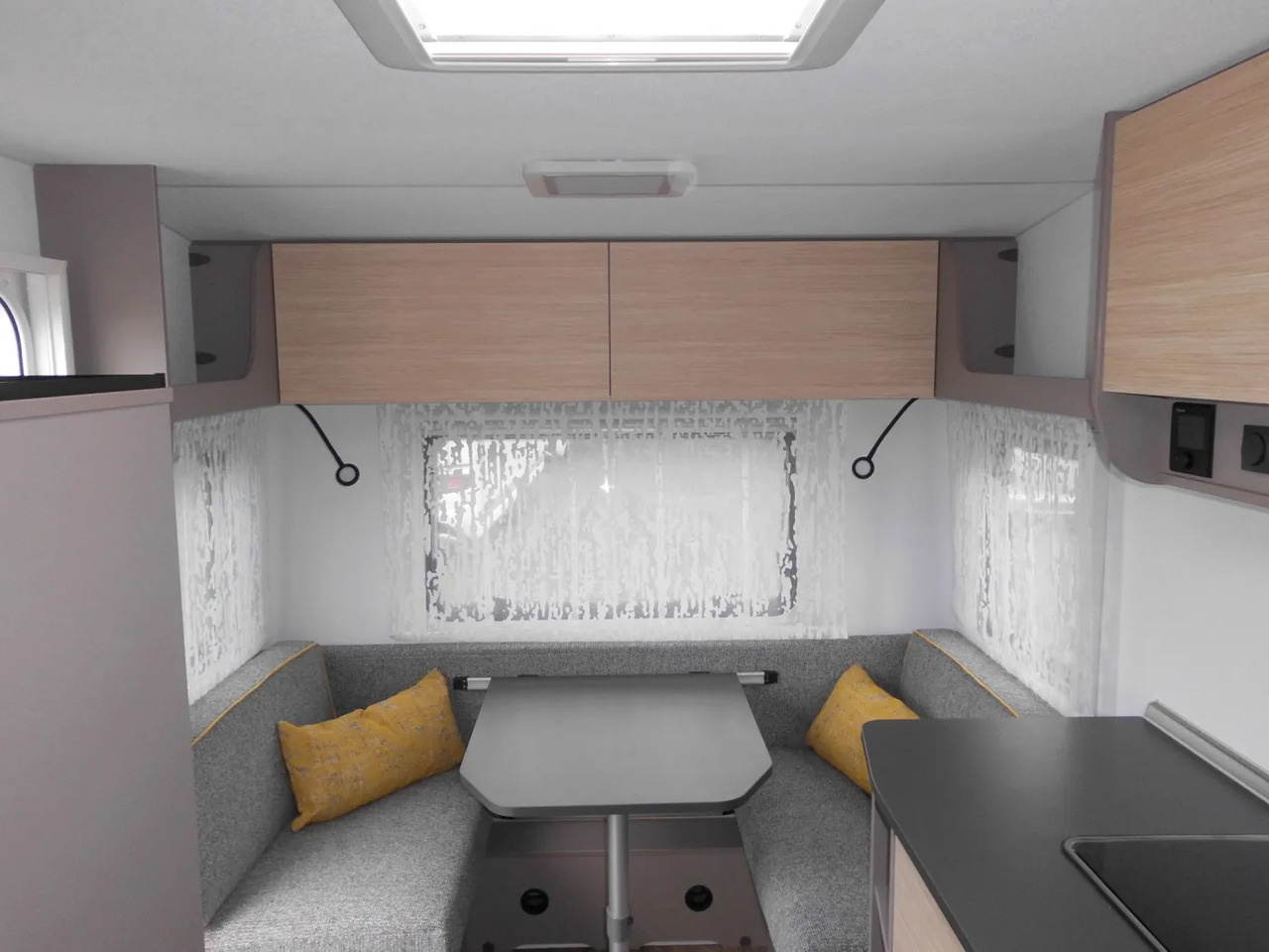 Wohnwagen NEXT 380 Neuheit # Alle Pakete # - Caravan: picture 1 Wohnwagen NEXT 380 Neuheit # Alle Pakete # - Caravan: picture 1