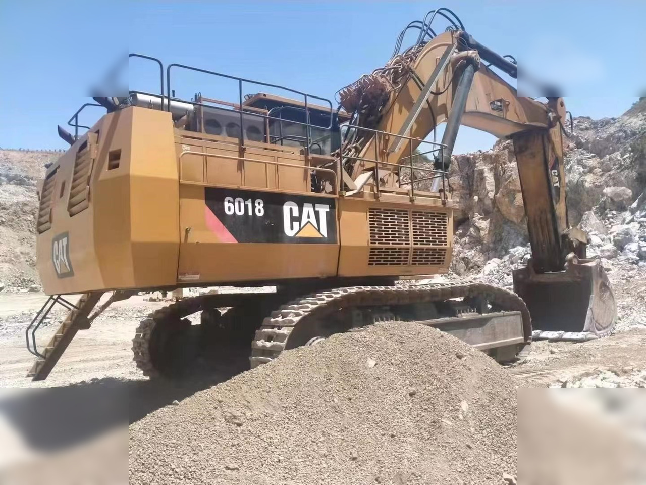 2013 CATERPILLAR 6018 - Crawler excavator: picture 4 2013 CATERPILLAR 6018 - Crawler excavator: picture 4