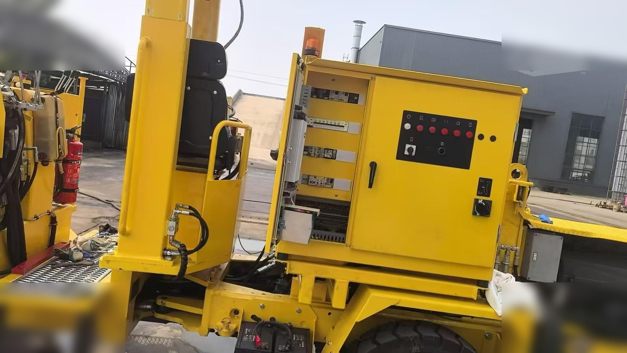 2014 ATLAS COPCO BOOMER 281 - Directional boring machine: picture 2 2014 ATLAS COPCO BOOMER 281 - Directional boring machine: picture 2